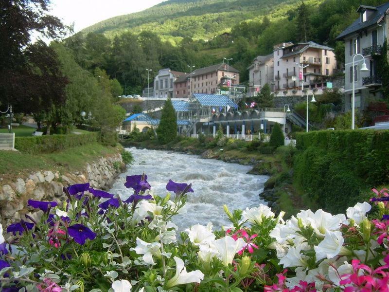 Pensee Des Alpes 2 Etoiles Ski And Spa Brides-les-Bains Luaran gambar